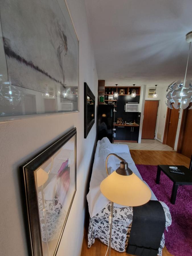 One Bedroom Centre Apartment Подгорица Экстерьер фото