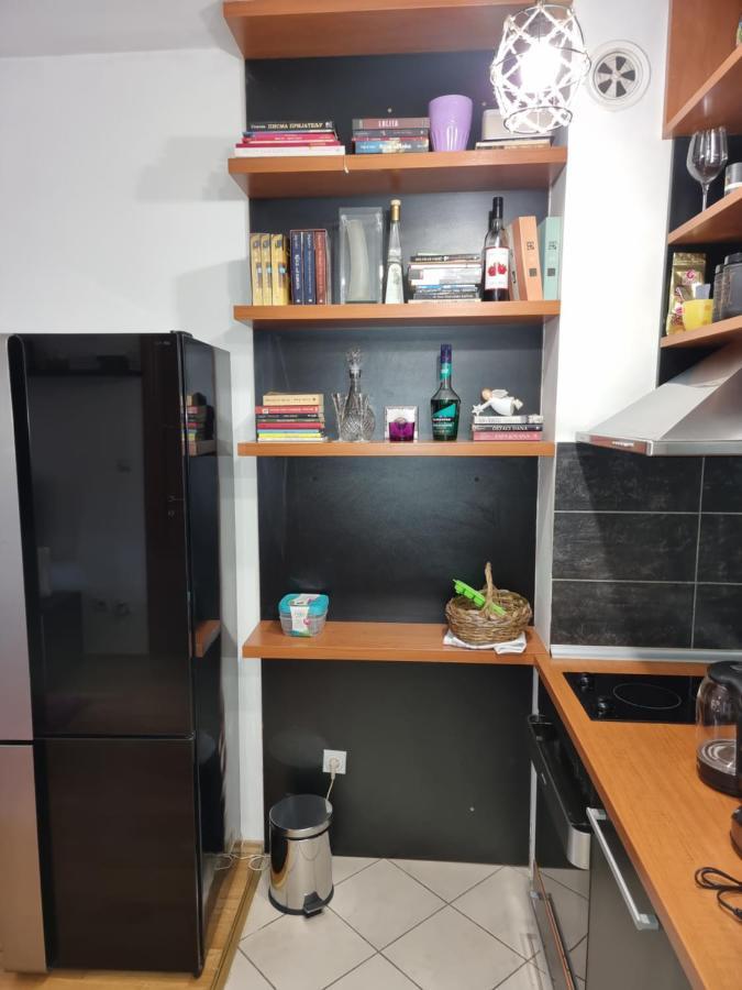 One Bedroom Centre Apartment Подгорица Экстерьер фото