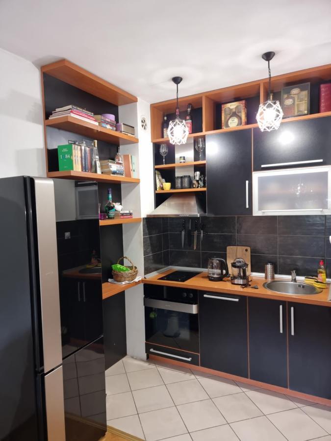 One Bedroom Centre Apartment Подгорица Экстерьер фото