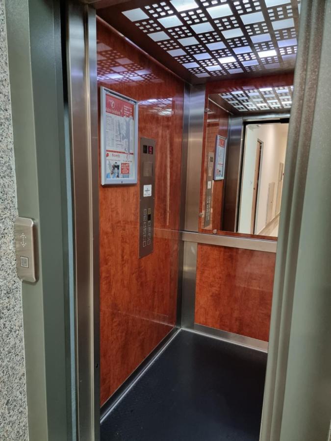 One Bedroom Centre Apartment Подгорица Экстерьер фото